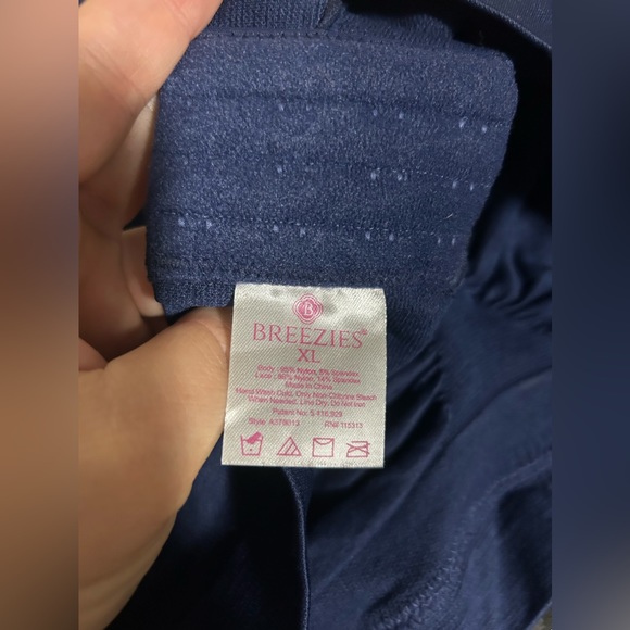 NWOT BREEZIES Navy Blue Lace Bralette -size xl - Picture 6 of 7